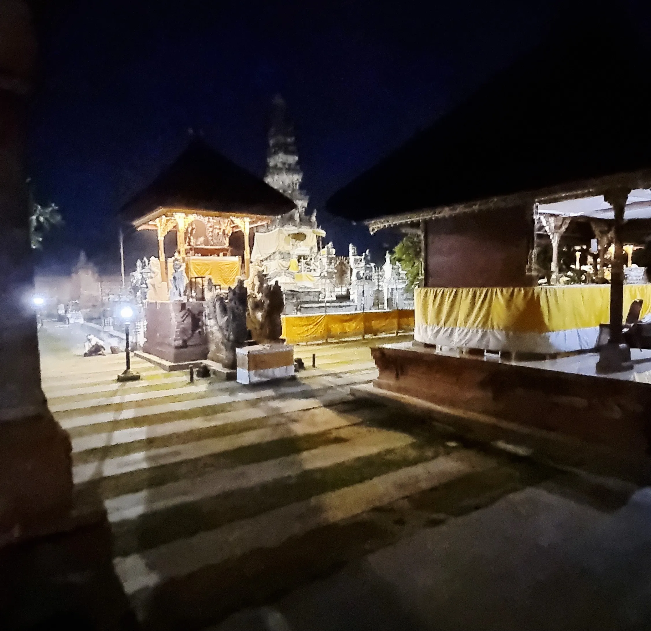 Agung Jagatnatha Temple