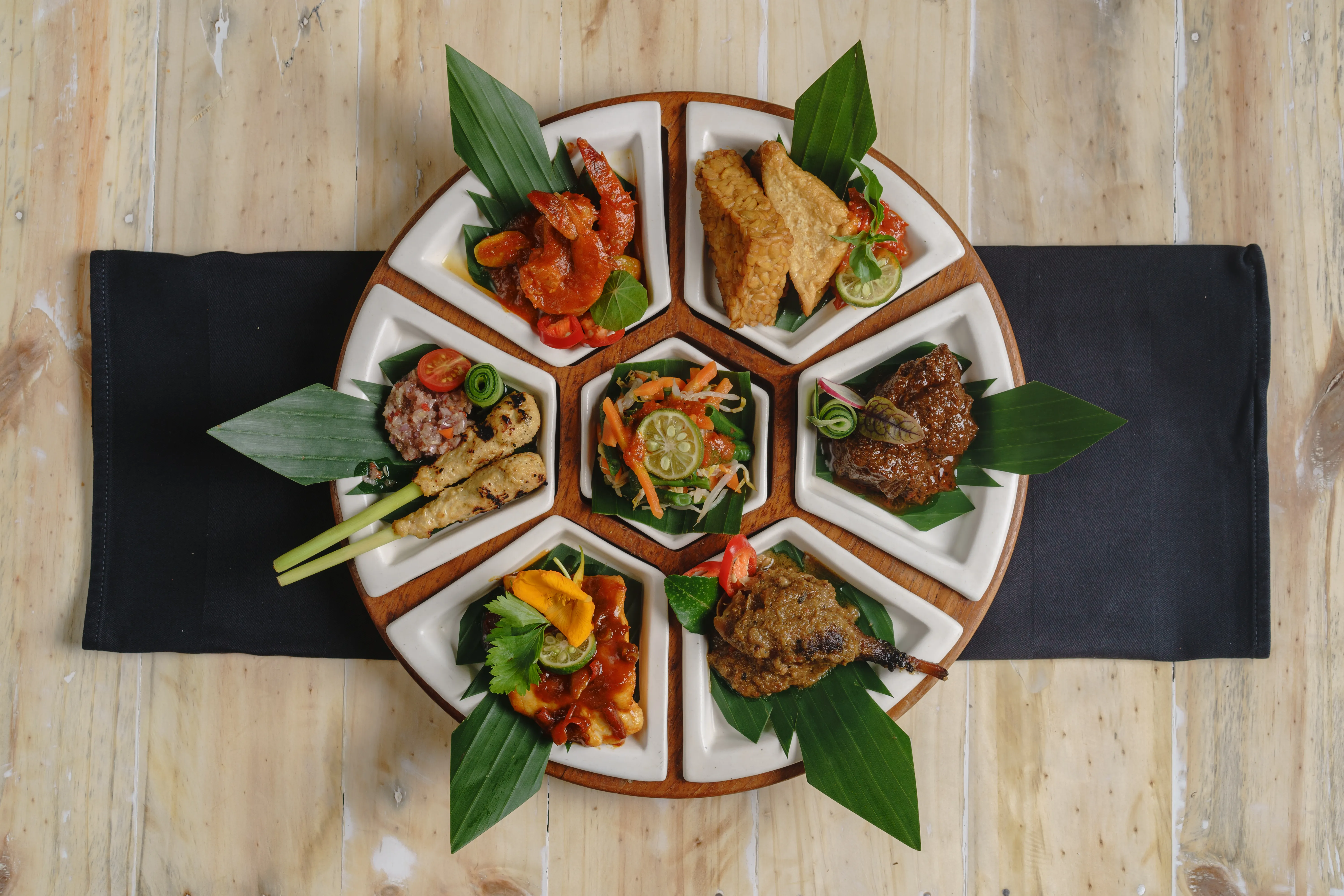 Kayumanis Resto Jimbaran