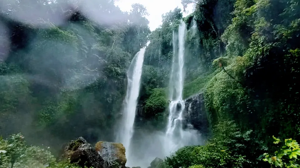 SEKUMPUL WATERFALL OFFICIAL (POST 1)